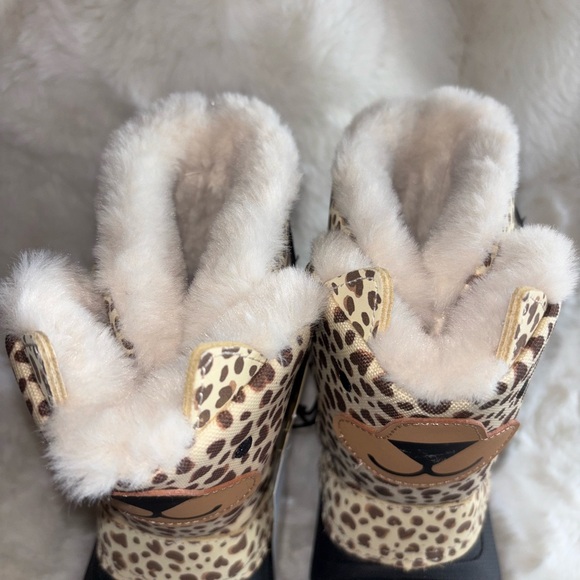 CAT & JACK Little Girls Leopard cheetah Boots Waterproof Snow Rain boots - NWTS - Picture 7 of 7
